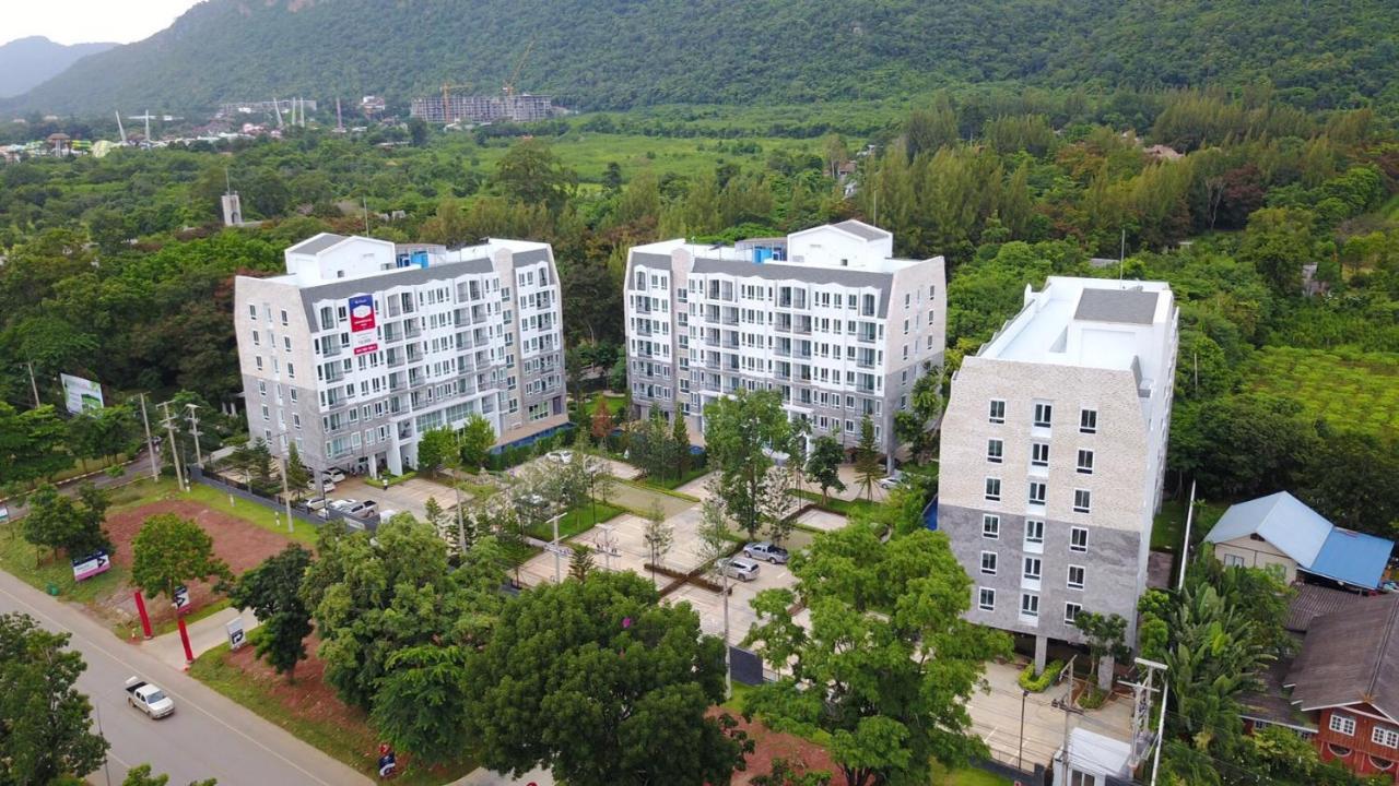 Courtyard Khaoyai Hotel Nakhon Ratchasima Ngoại thất bức ảnh